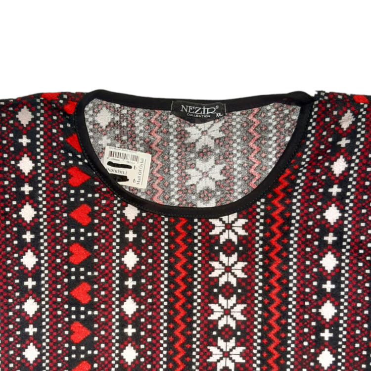 نمای نزدیک بافت نرم و لطیف پارچه موهر بلوز زنانه سایز بزرگ Nezir