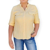 شومیز ترک لیمویی زنانه چهارخانه – نمای روبرو با تنخور راحت