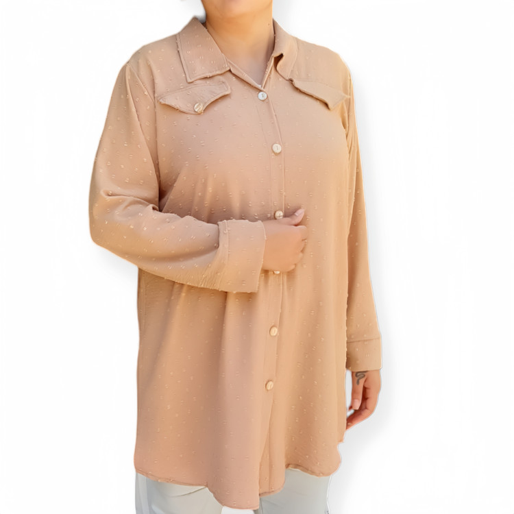 شومیز زنانه رنگ خاکی پارچه ابروبادی دانه برفی – راحت و تابستانی