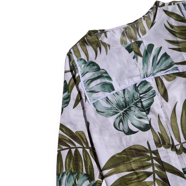 شومیز زنانه طرح برگ انجیری سبز لجنی – انتخاب تابستانی برای استایل روزانه