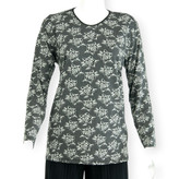 استایل کامل بلوز زنانه مشکی موهر Nezir مناسب بهار و تابستان