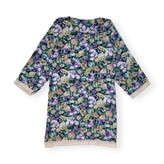 نمای جلوی بلوز زنانه مشکی ساده و راحت