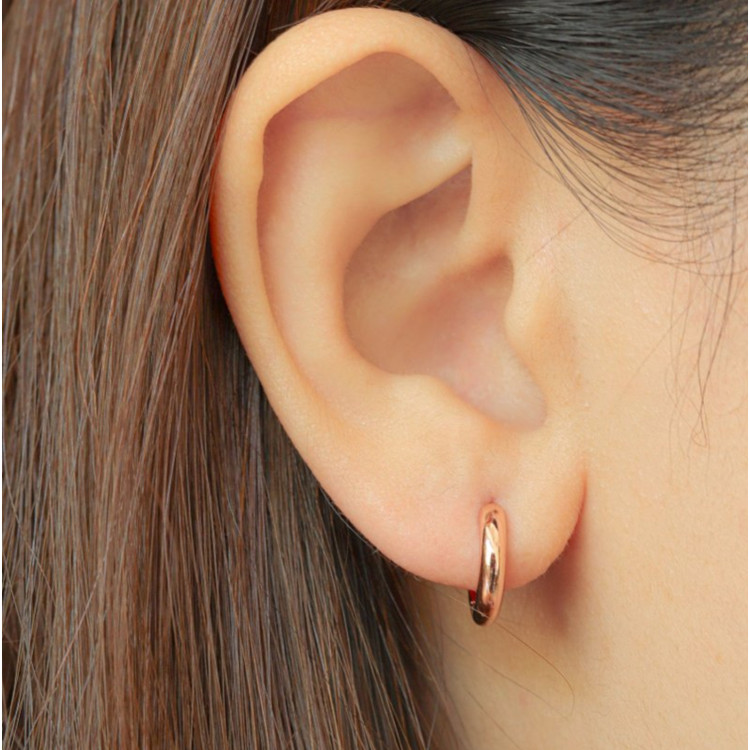 اکسسوری استیل زنانه رزگلد با طراحی مینیمال برند Beeline