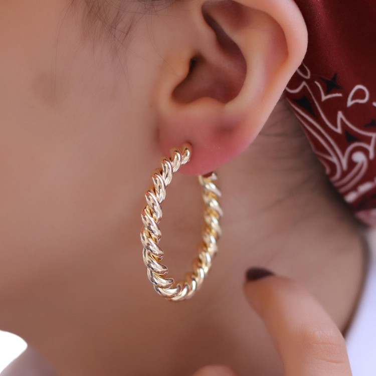 اکسسوری زنانه حلقهای ست طلایی برند Beeline