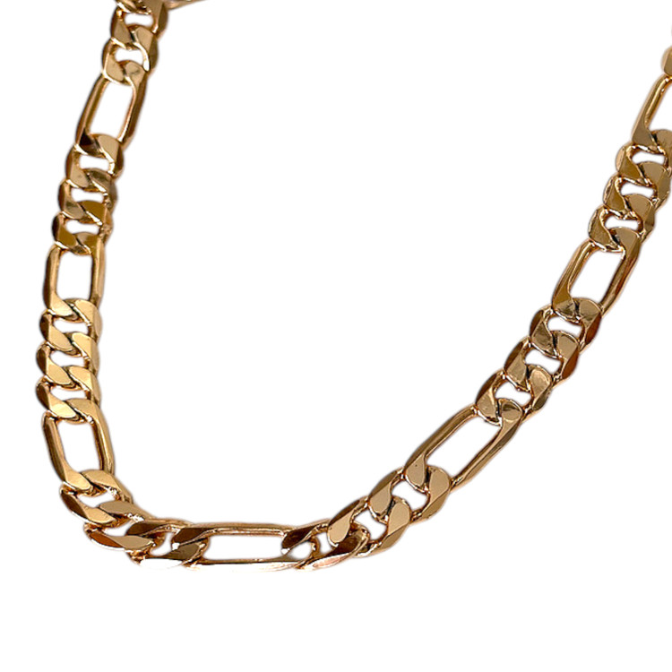 گردنبند استیل طلایی مناسب مهمانی و استایل روزمره