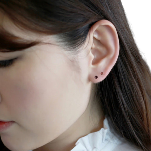 گوشواره استیل نگینی مینمیال زنانه