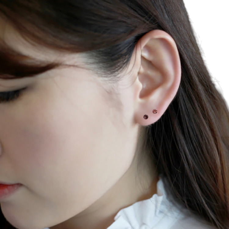 گوشواره استیل نگینی مینمیال زنانه