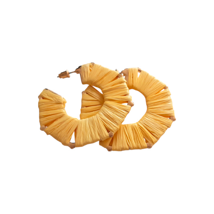 گوشواره حلقهای مدرن طلایی زنانه جنس استیل