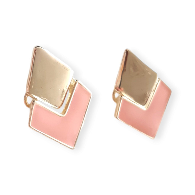 گوشواره زنانه استیل میخی طرح لوزی با رنگ نقرهای و صورتی اورجینال چین