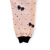 نمای جزئیات شلوار نارنجی دخترانه با دمپای گت دار