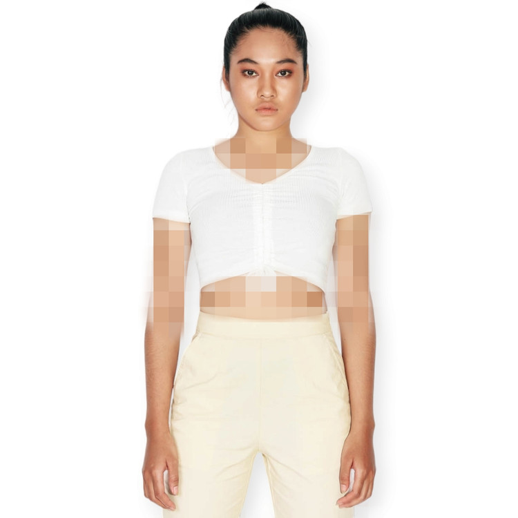 کراپ سفید جذب مدل کوتاه برند Miss Ece از نمای نیمتنه