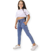 شلوار لی مام فیت دخترانه برند Kalp با رنگ آبی کمرنگ و طراحی سنگشور