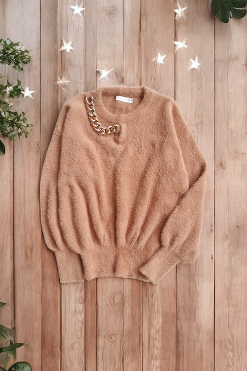 نمای تمامقد بافت زنانه خاکی ترک مناسب پاییز و زمستان