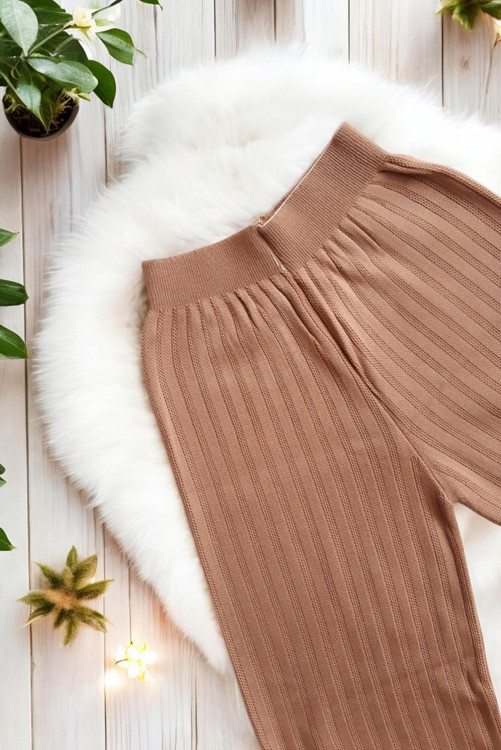 ست راحتی زنانه رنگ خاکی با طراحی شیک و ساده