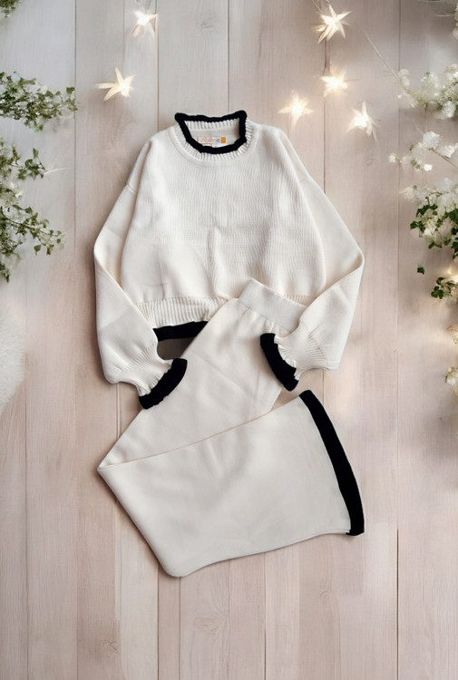 تصویر کلی از ست راحت و شیک زنانه Sefer Life رنگ کرم برای پاییز و زمستان