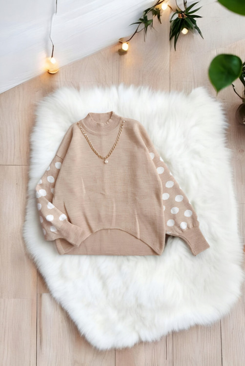 نمای جانبی از سارافون بلند بافت زنانه فری سایز مناسب زمستان