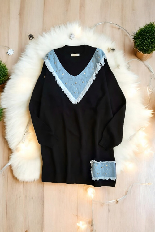 بلوز مشکی با طراحی یقه خاص مناسب فصل زمستان