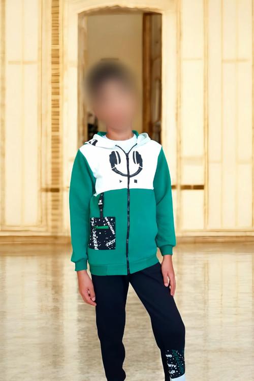 ست دو تکه گرم پسرانه با سویشرت کلاهدار طرح هدفون و شلوار مشکی