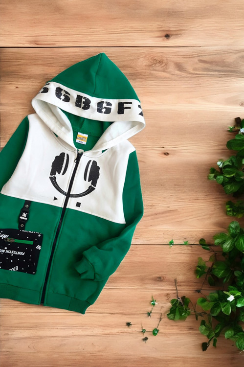 سویشرت سبز پسرانه کلاهدار با طرح چاپی هدفون