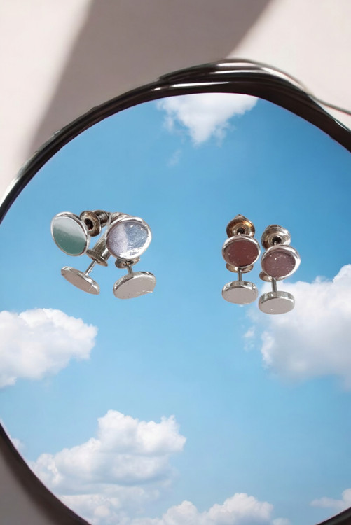 ست گوشواره میخی استیل طرح قرصی رنگ نقرهای سایز کوچک